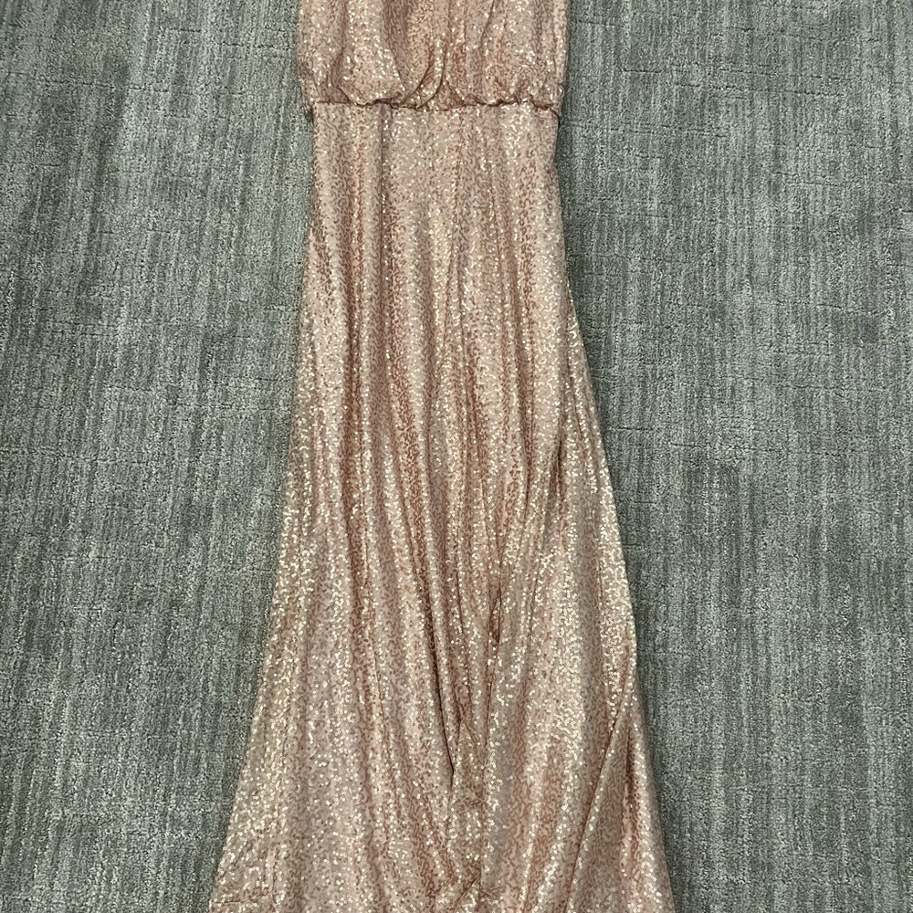 Elegant Gold Sequin Evening Gown